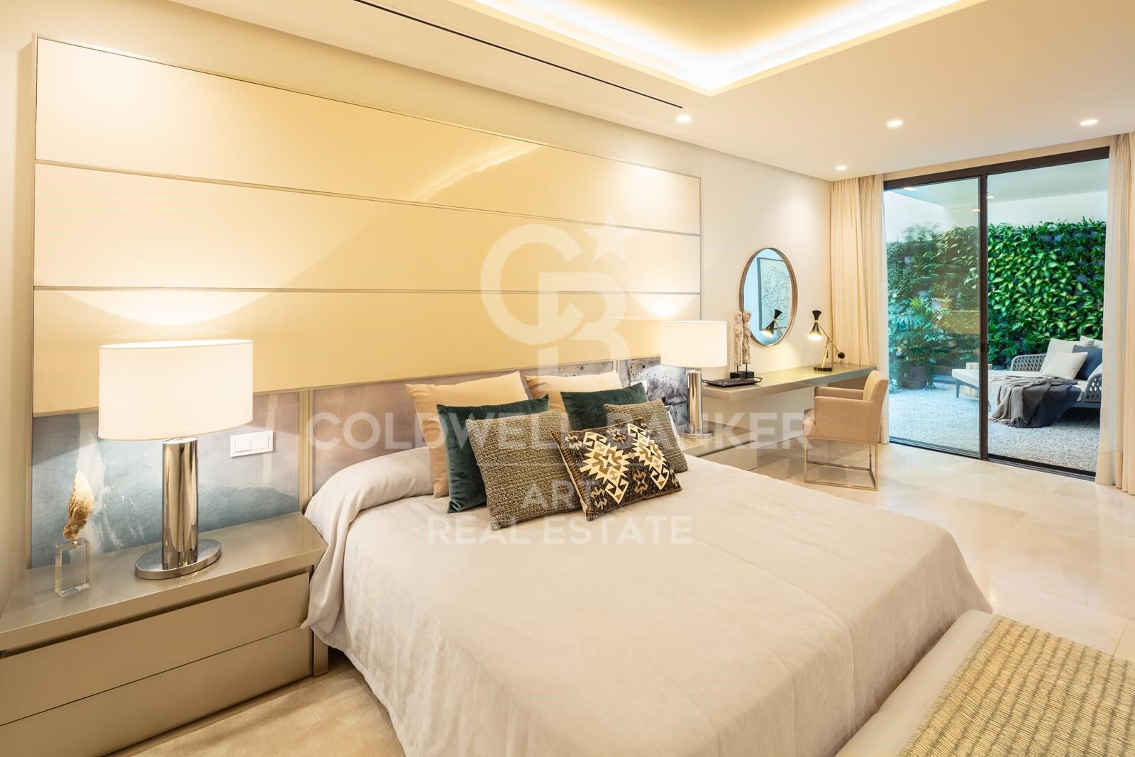 A signature villa of contemporary elegance in La Cerquilla, Nueva Andalucía Golf Valley