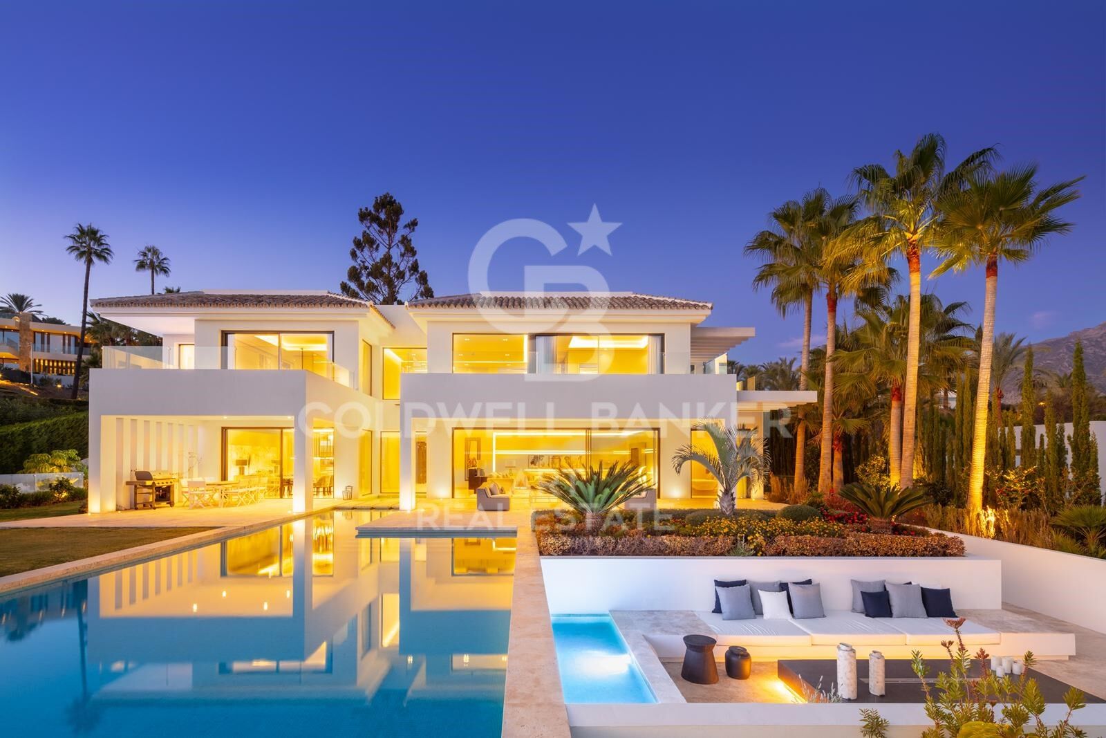 A signature villa of contemporary elegance in La Cerquilla, Nueva Andalucía Golf Valley