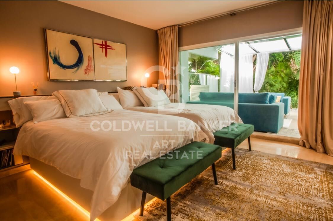 Elegant apartment with garden and terrace in Lomas del Marbella Club, Marbella Golden Mile