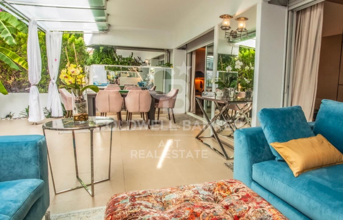 Elegant apartment with garden and terrace in Lomas del Marbella Club, Marbella Golden Mile