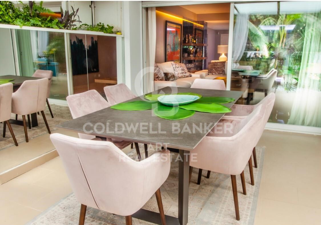 Elegant apartment with garden and terrace in Lomas del Marbella Club, Marbella Golden Mile