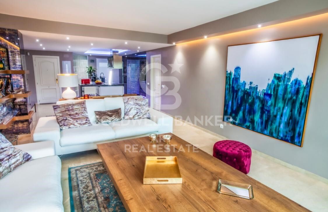 Apartamento elegante con jardín y terraza en Lomas del Marbella Club, Marbella Golden Mile