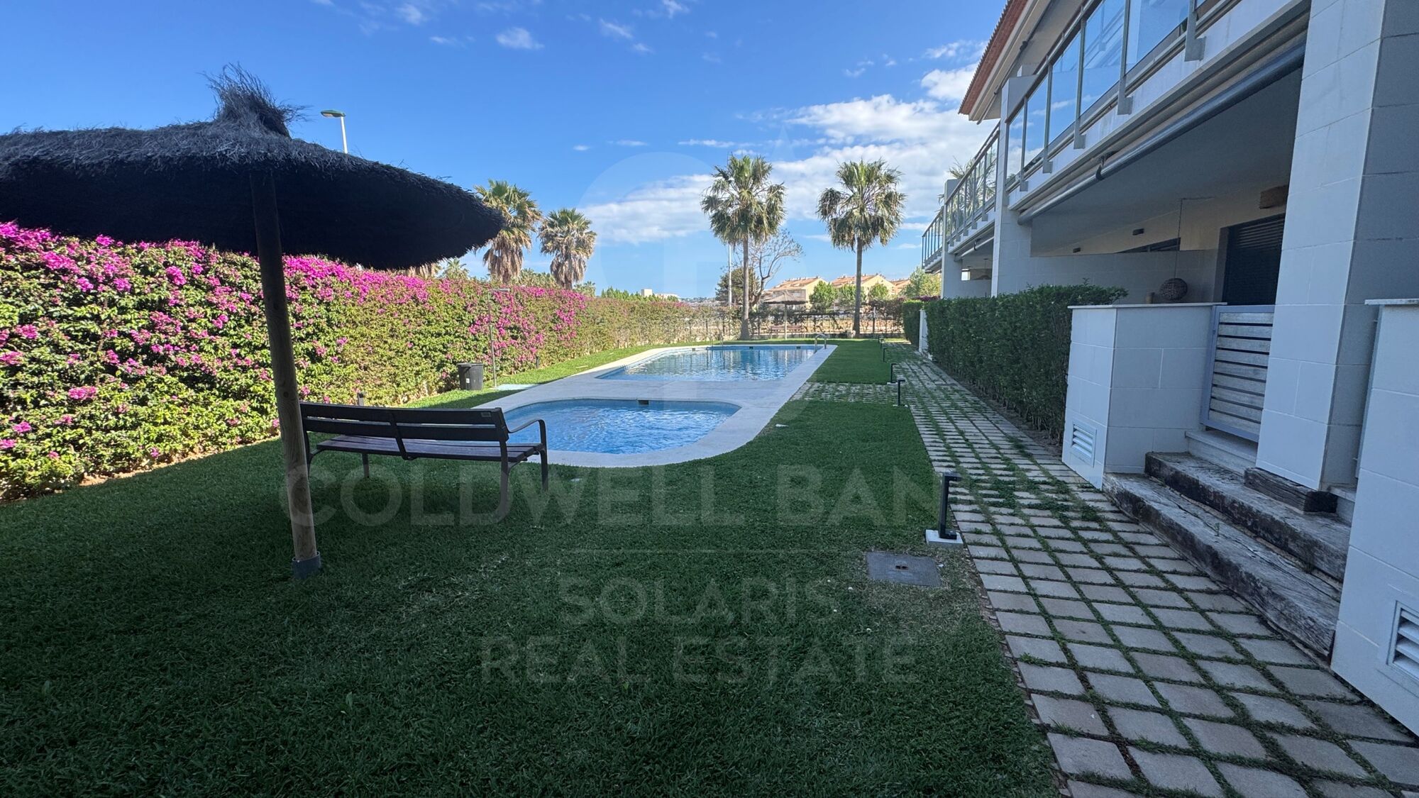 Apartment for sale in Jávea - Montañar I, just 75 meters from the sea with 3 bedrooms