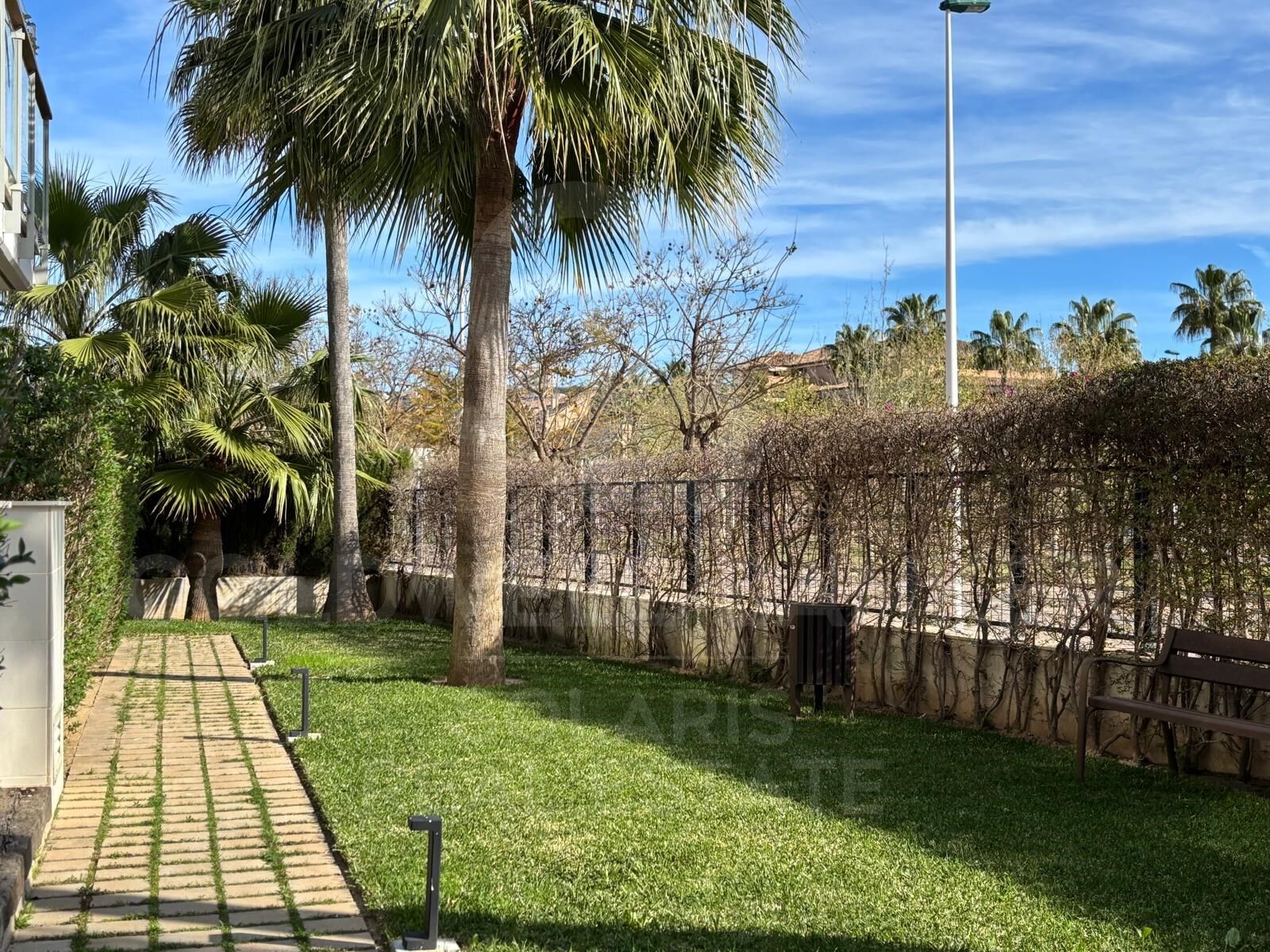 Apartment for sale in Jávea - Montañar I, just 75 meters from the sea with 3 bedrooms