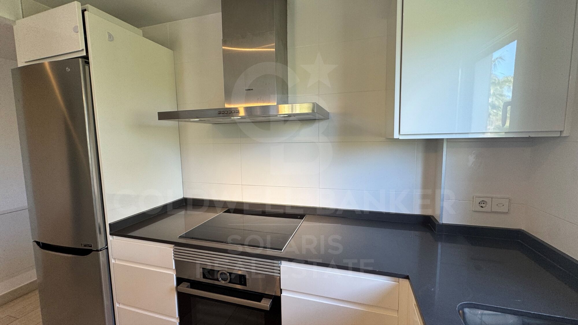 Apartment for sale in Jávea - Montañar I, just 75 meters from the sea with 3 bedrooms