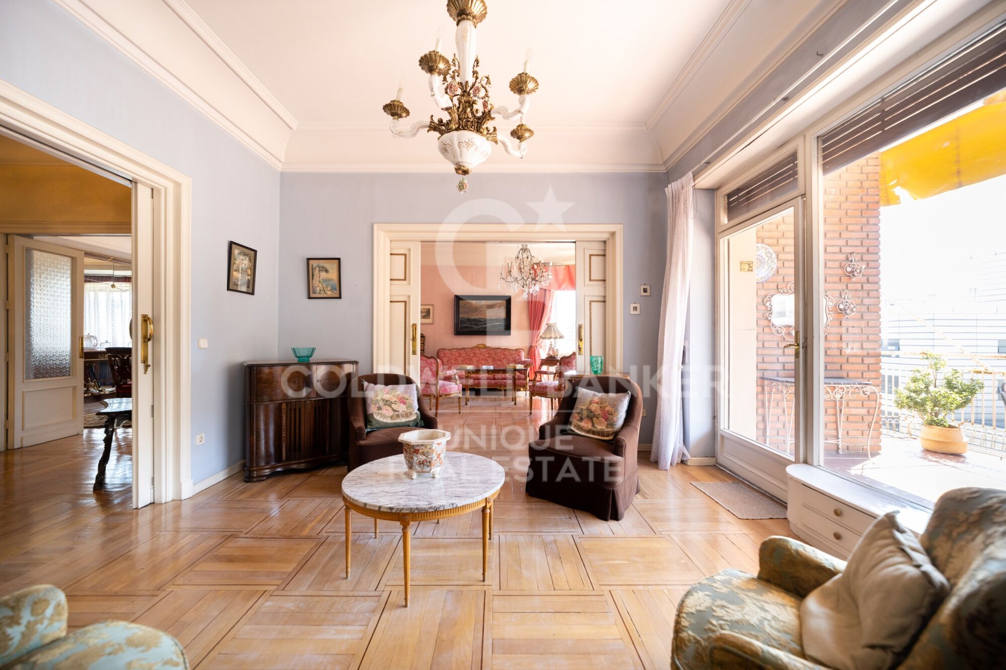 Außenwohnung mit 4 Schlafzimmern und Terrasse, renovierungsbedürftig, in Goya, Madrid