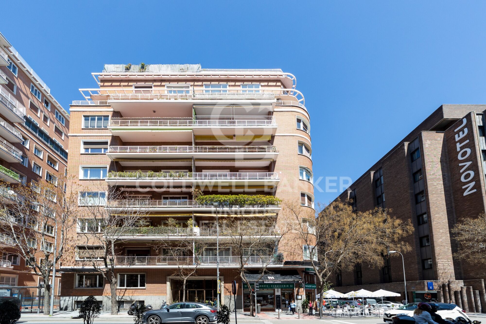 Außenwohnung mit 4 Schlafzimmern und Terrasse, renovierungsbedürftig, in Goya, Madrid