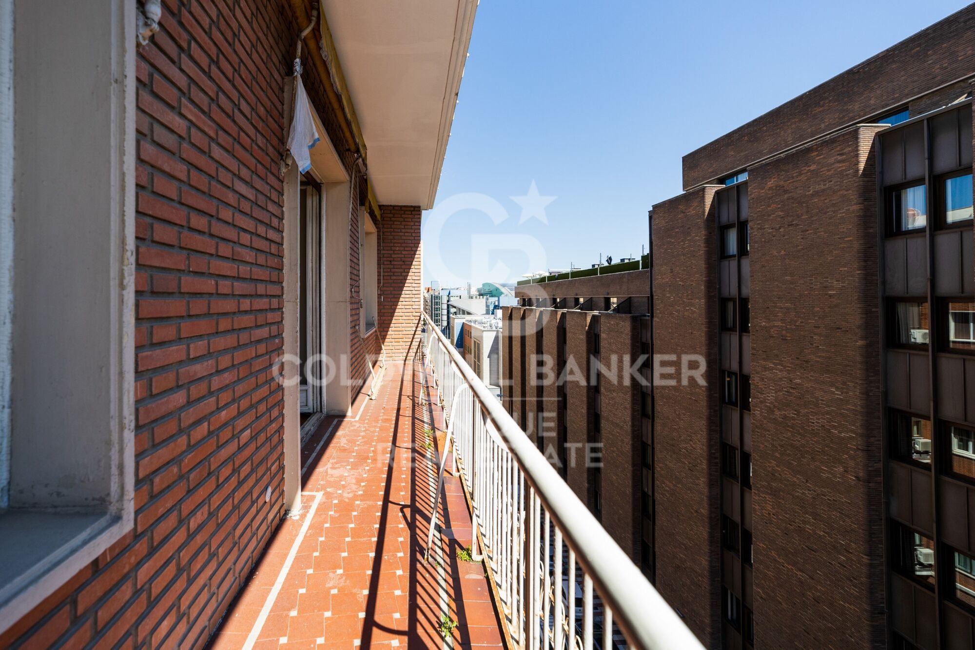 Außenwohnung mit 4 Schlafzimmern und Terrasse, renovierungsbedürftig, in Goya, Madrid