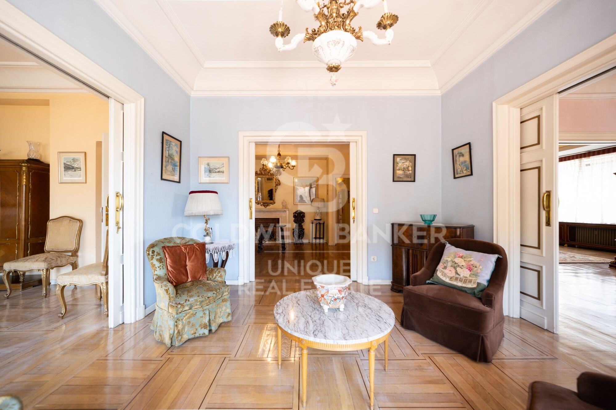 Außenwohnung mit 4 Schlafzimmern und Terrasse, renovierungsbedürftig, in Goya, Madrid