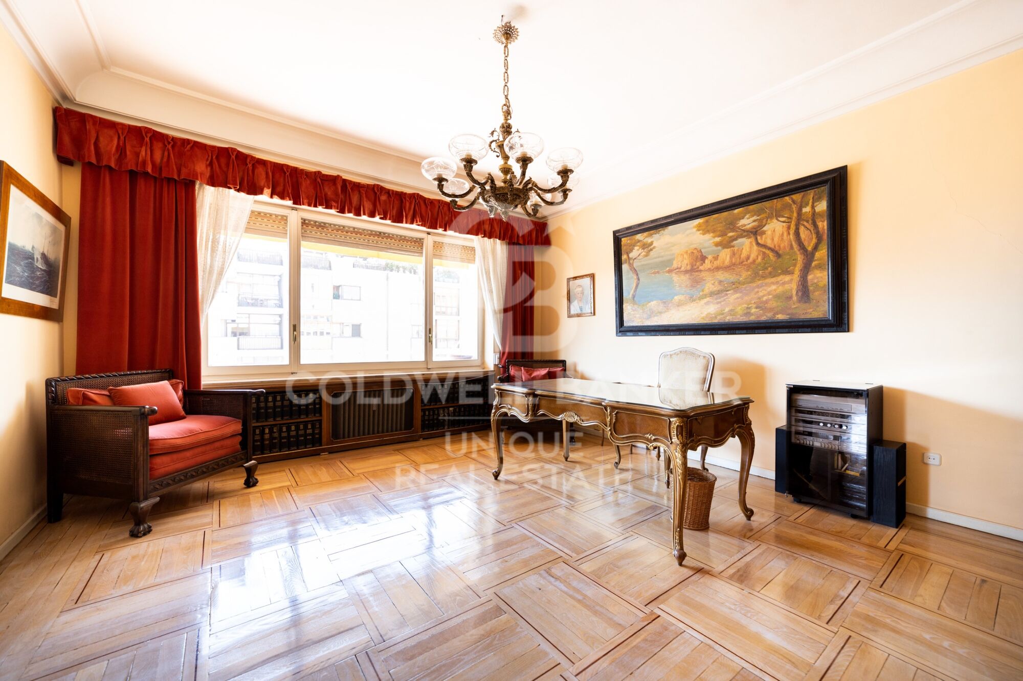 Außenwohnung mit 4 Schlafzimmern und Terrasse, renovierungsbedürftig, in Goya, Madrid