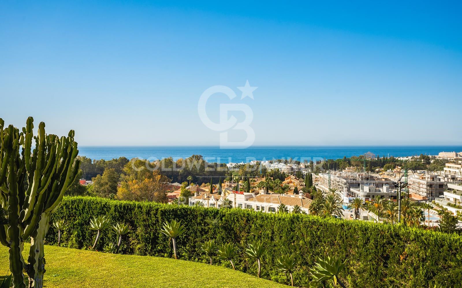 Modern luxury apartment with terrace, pool & gym on Marbella's Golden Mile