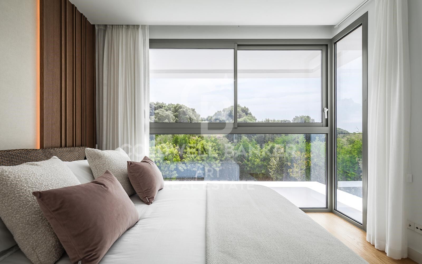 Collection élégante de 9 villas de luxe sur la Nouvelle Mille d'Or, Estepona