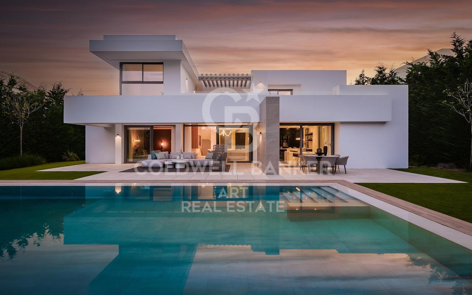 Collection élégante de 9 villas de luxe sur la Nouvelle Mille d'Or, Estepona