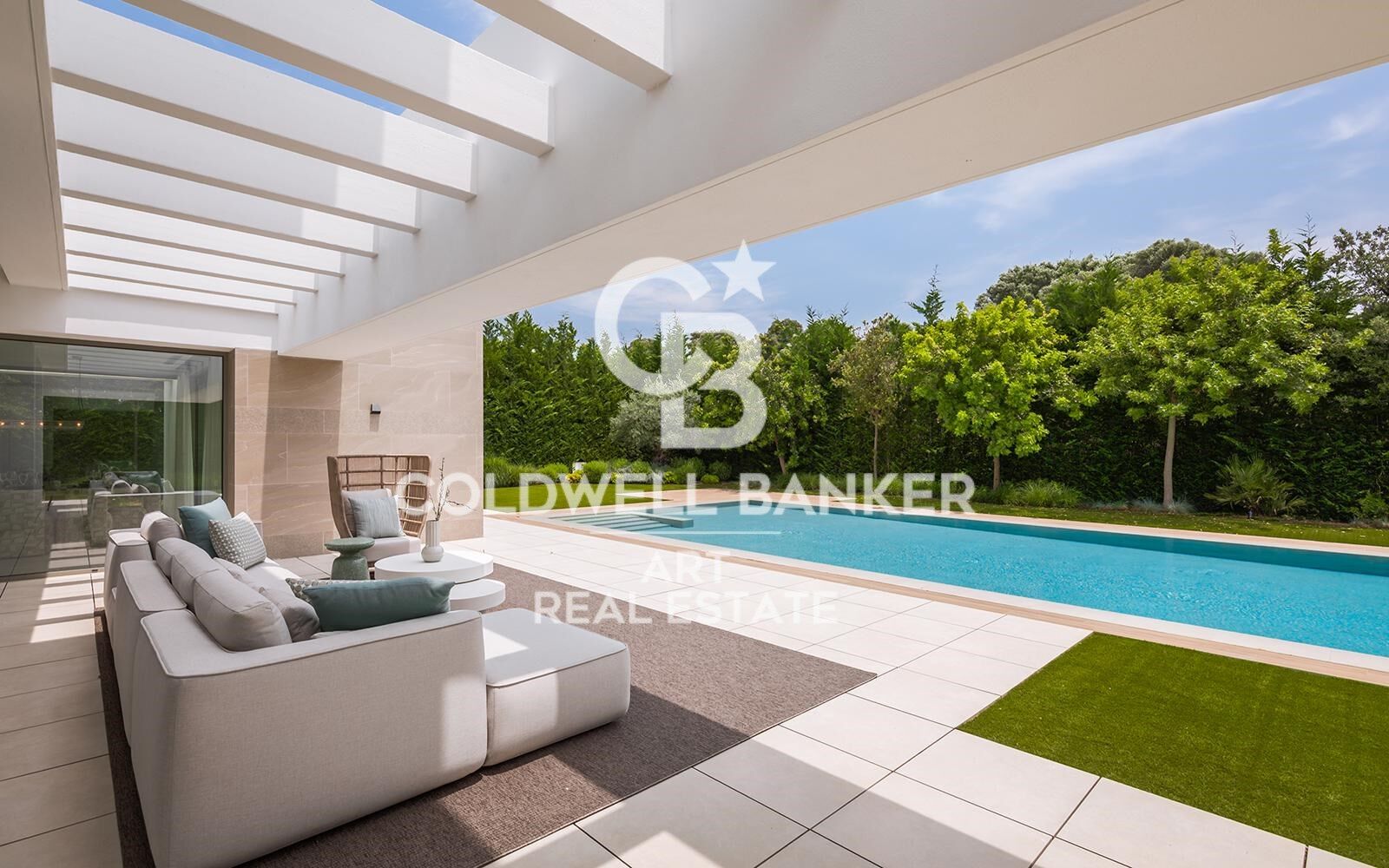 Exclusive Kollektion von 9 Luxusvillen auf der New Golden Mile, Estepona