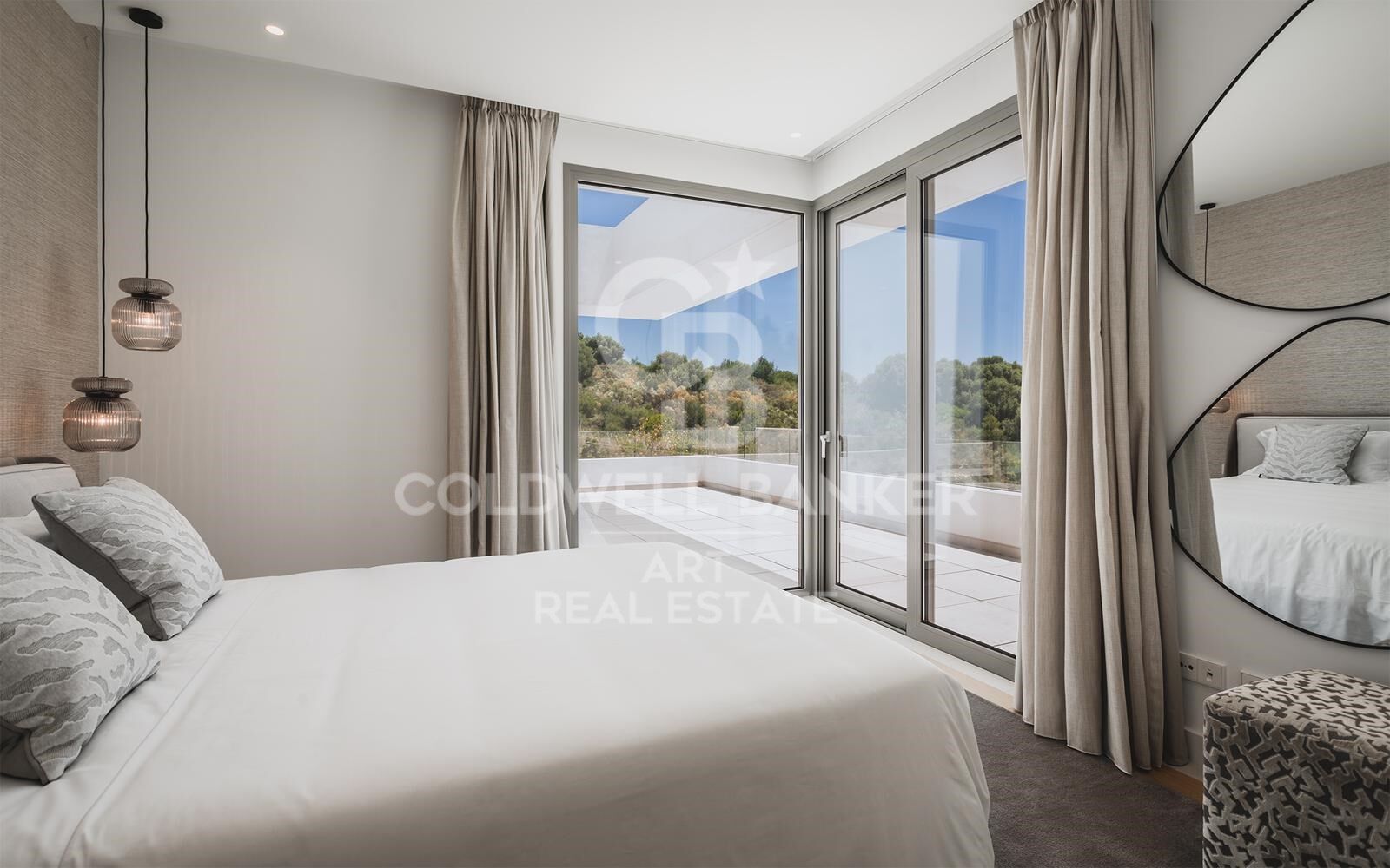Collection élégante de 9 villas de luxe sur la Nouvelle Mille d'Or, Estepona