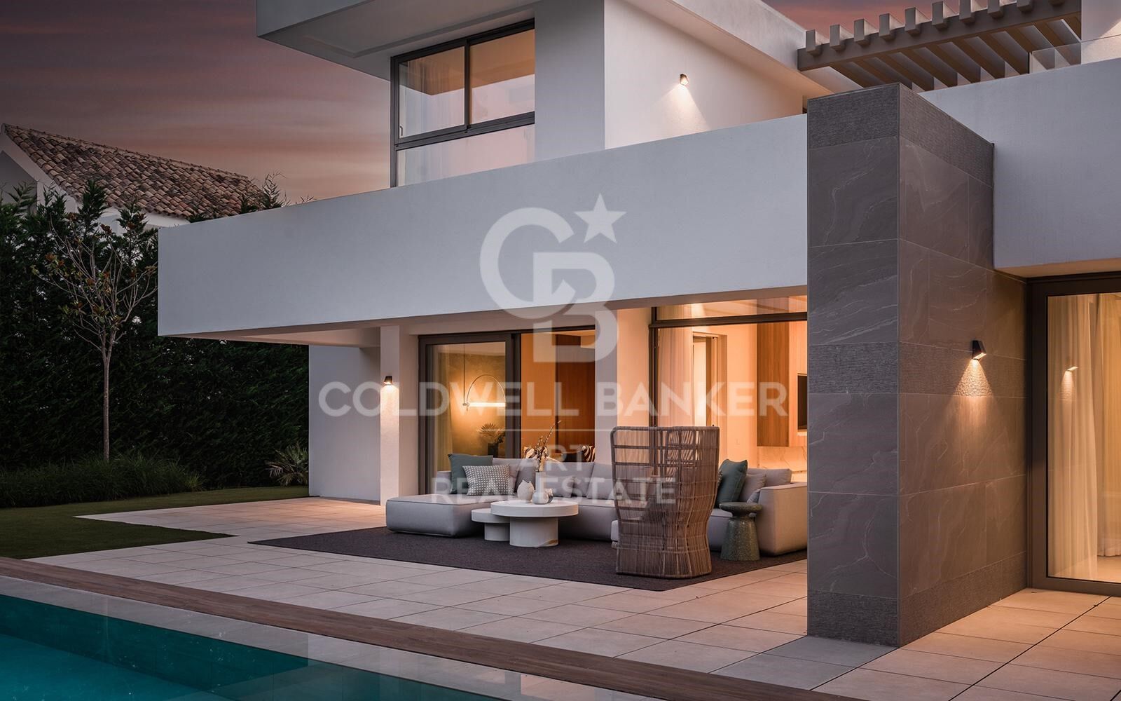 Elegant collection of 9 modern luxury villas on the New Golden Mile, Estepona
