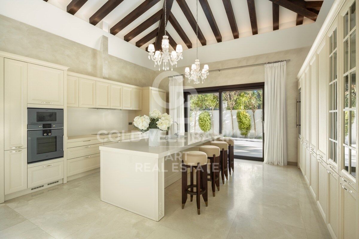 Villa de lujo en Nueva Andalucía, Marbella