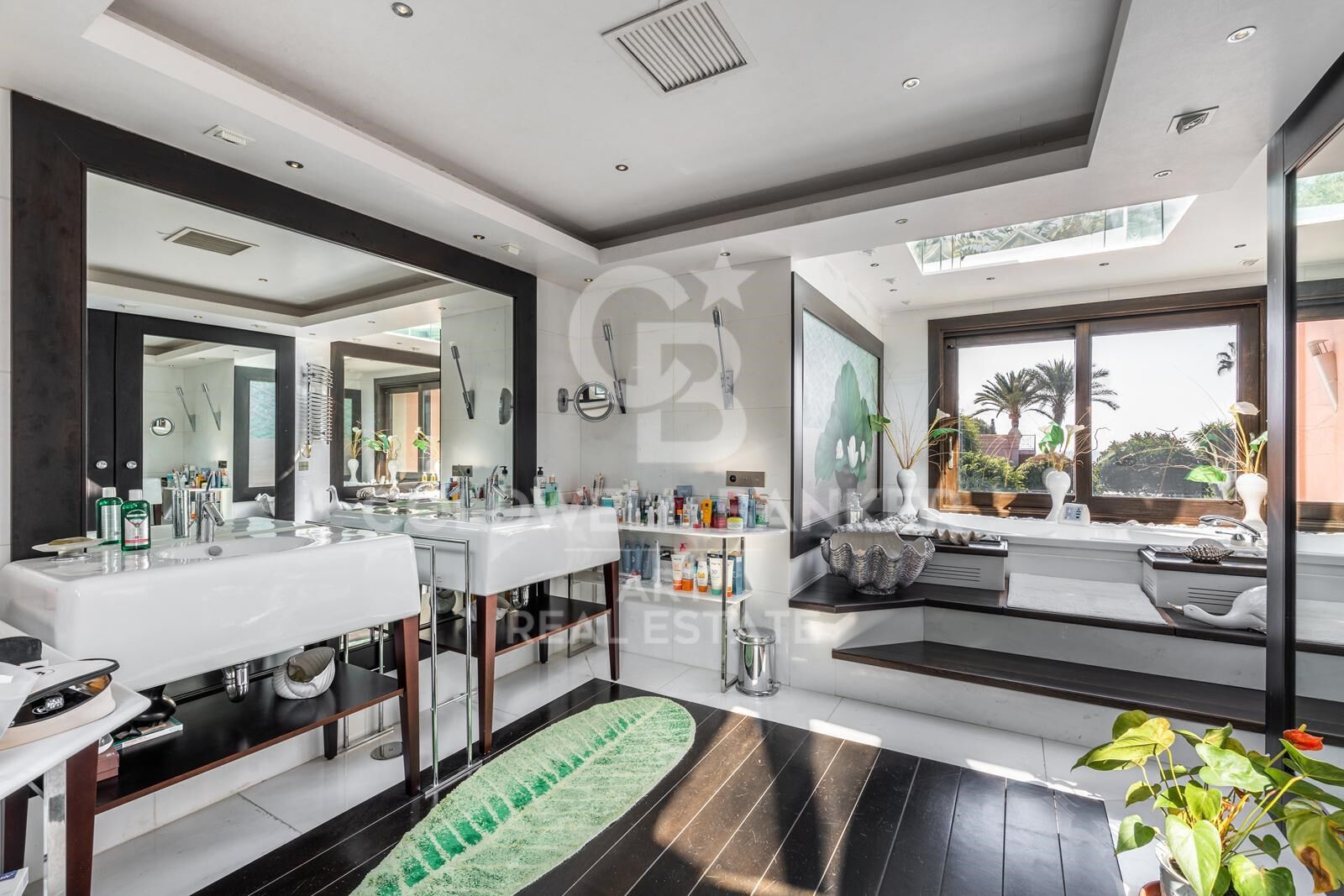 Grande villa de luxe avec grand terrain à Paraiso Barronal, Estepona