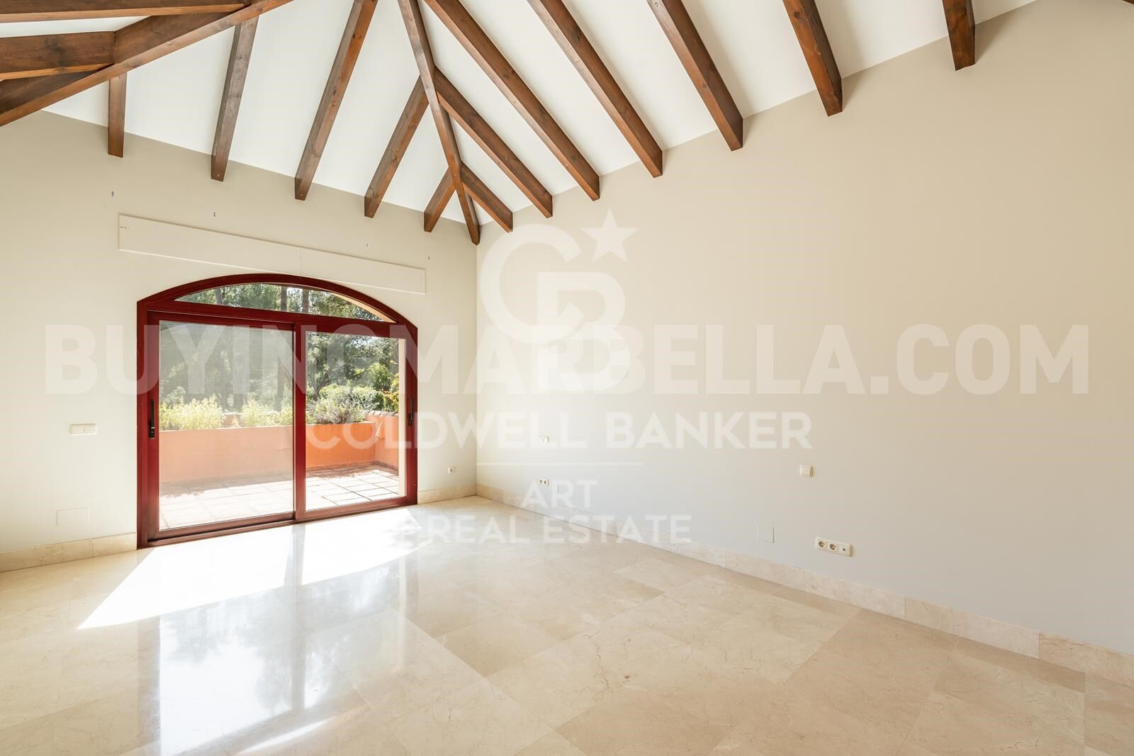 Elegante villa andaluza en la Milla de Oro de Marbella