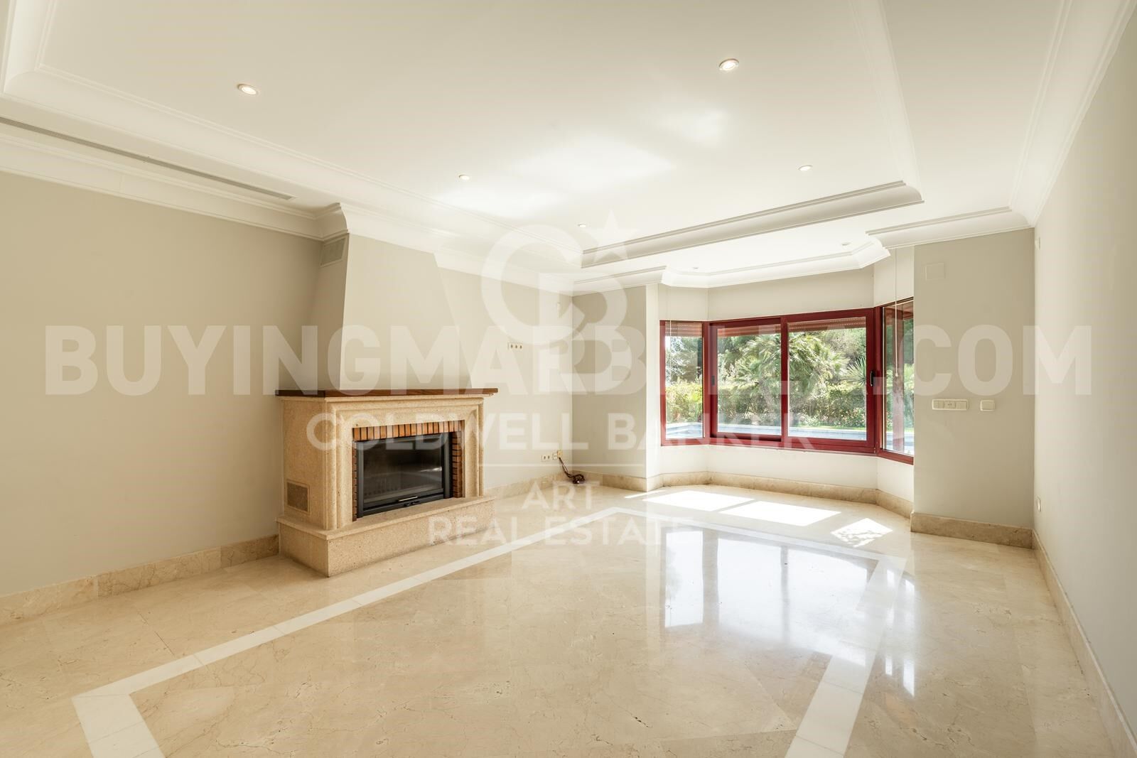 Elegante villa andaluza en la Milla de Oro de Marbella