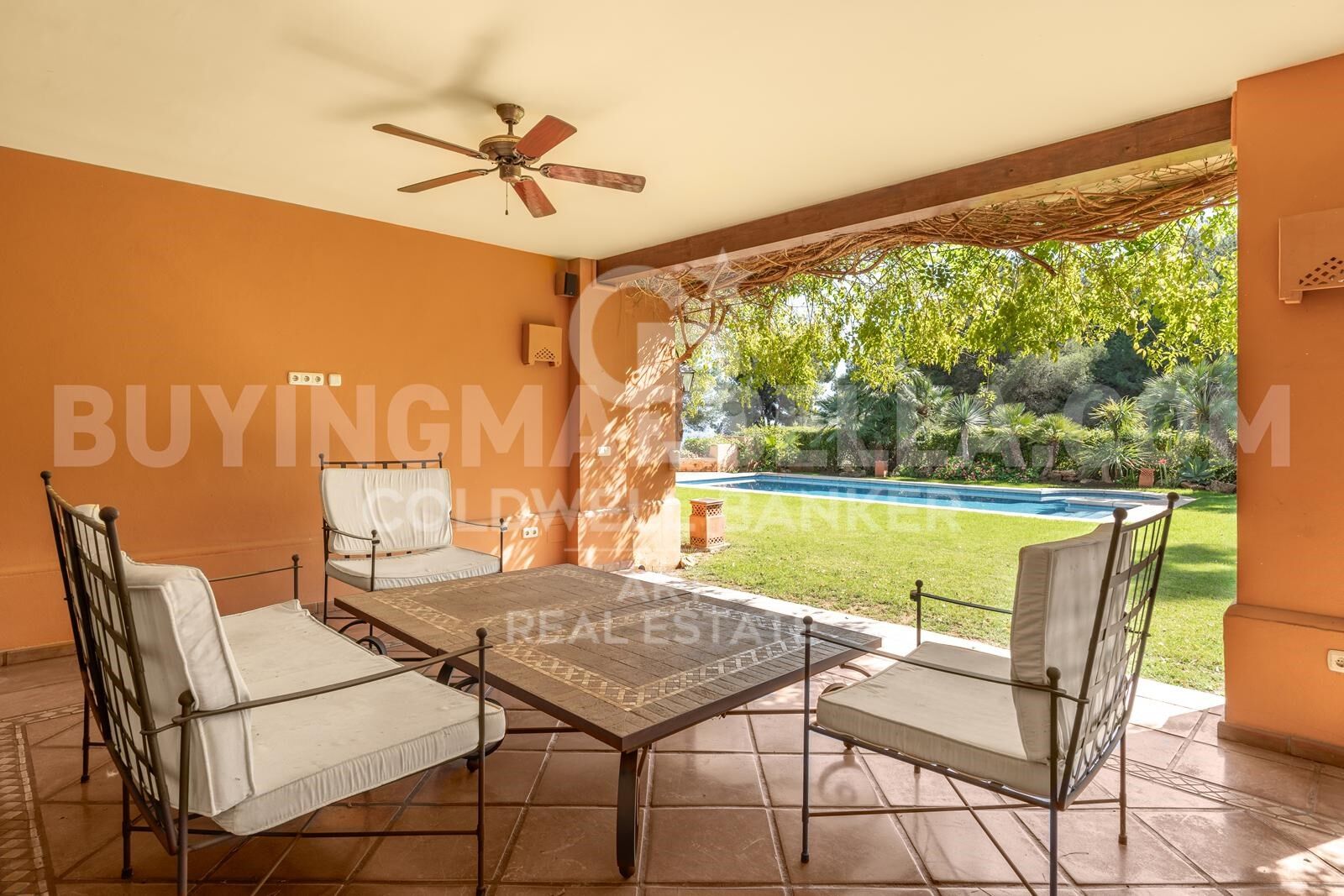 Elegante villa andaluza en la Milla de Oro de Marbella