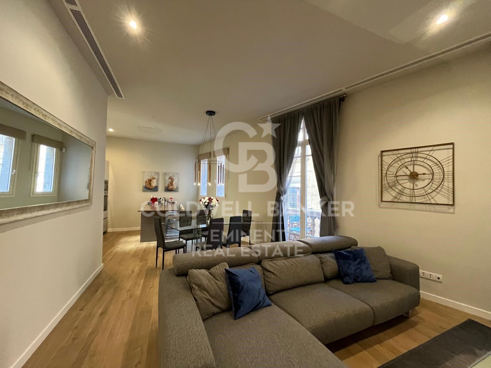 Espectacular piso en venta en Vía Laietana