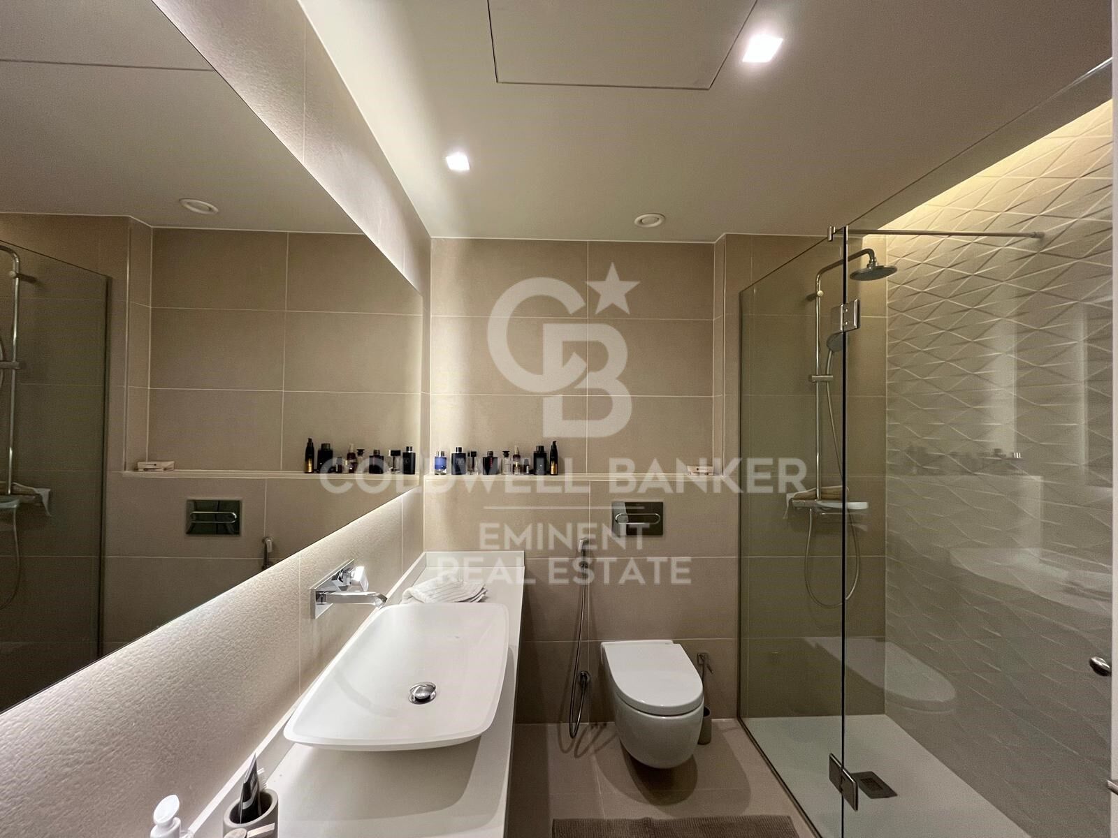 Spectaculaire Appartement à Vendre à El Born - Entièrement Rénové et Prêt à Emménager