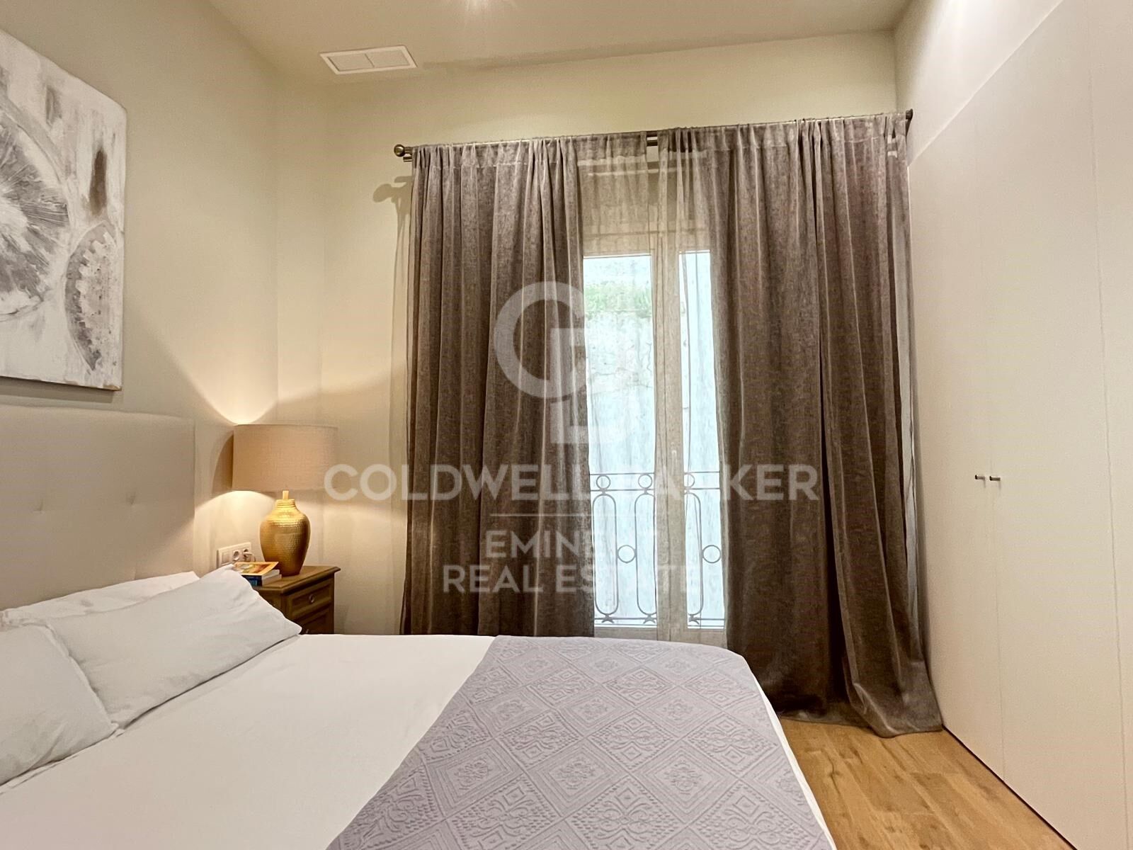 Spectaculaire Appartement à Vendre à El Born - Entièrement Rénové et Prêt à Emménager