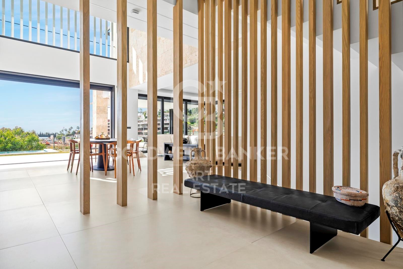 Villa contemporánea de obra nueva con vistas al mar en La Alquería, Benahavís