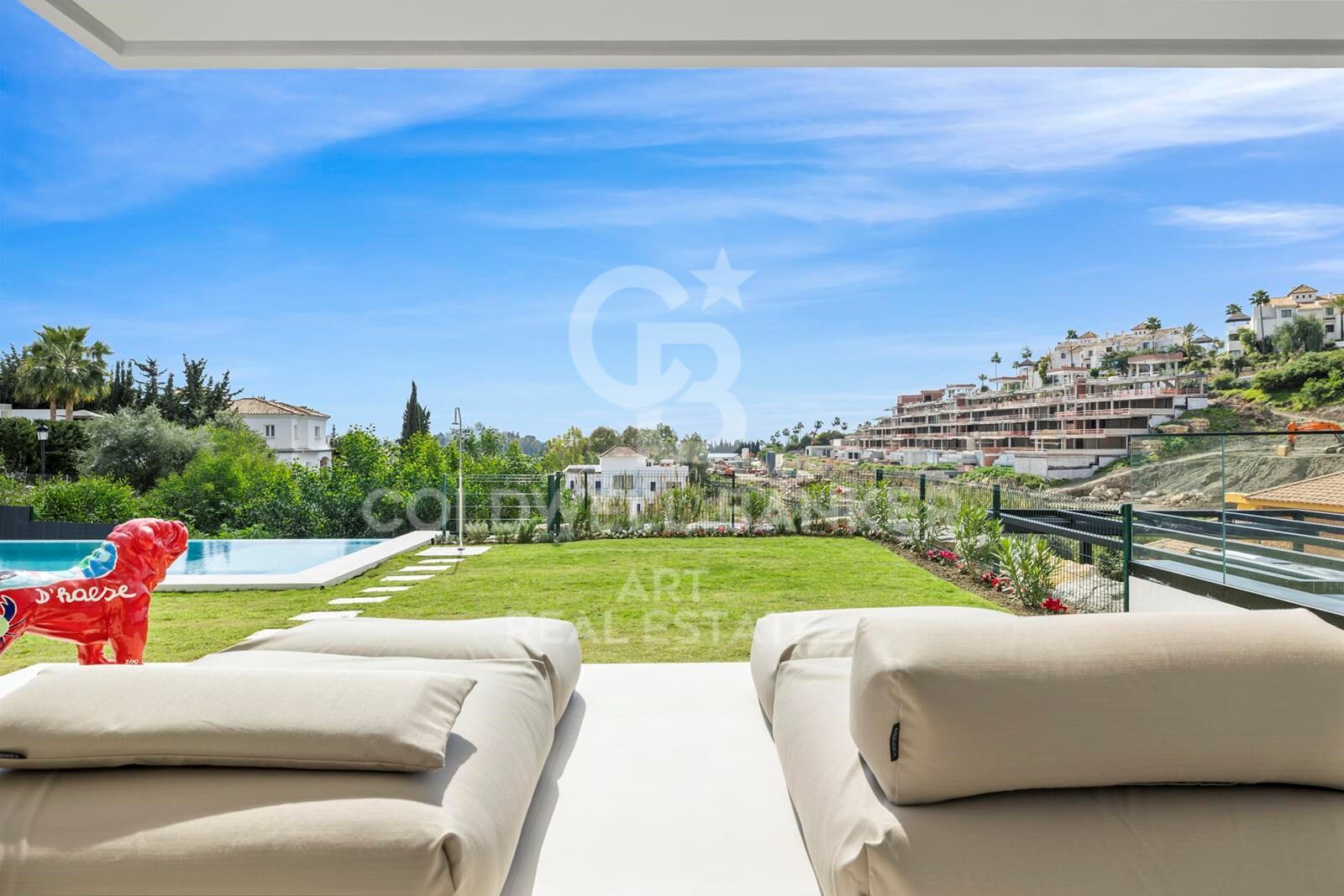 Brand-new contemporary villa with sea views in La Alquería, Benahavís