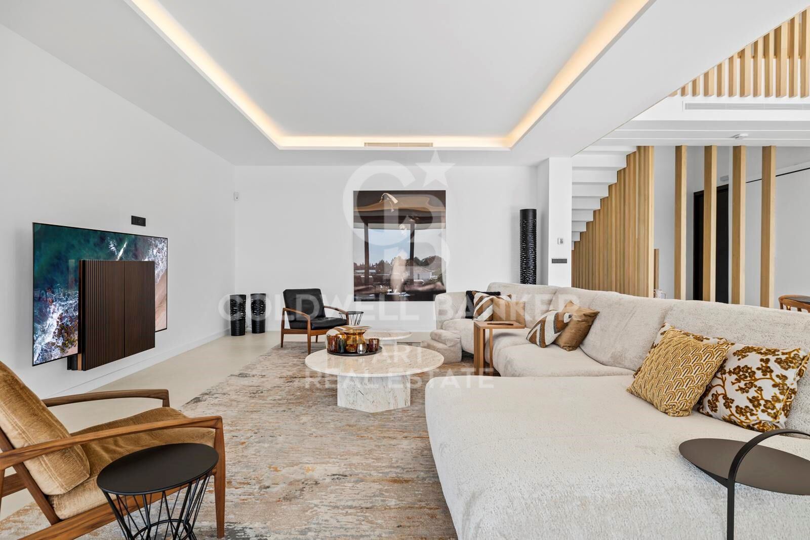 Villa contemporánea de obra nueva con vistas al mar en La Alquería, Benahavís