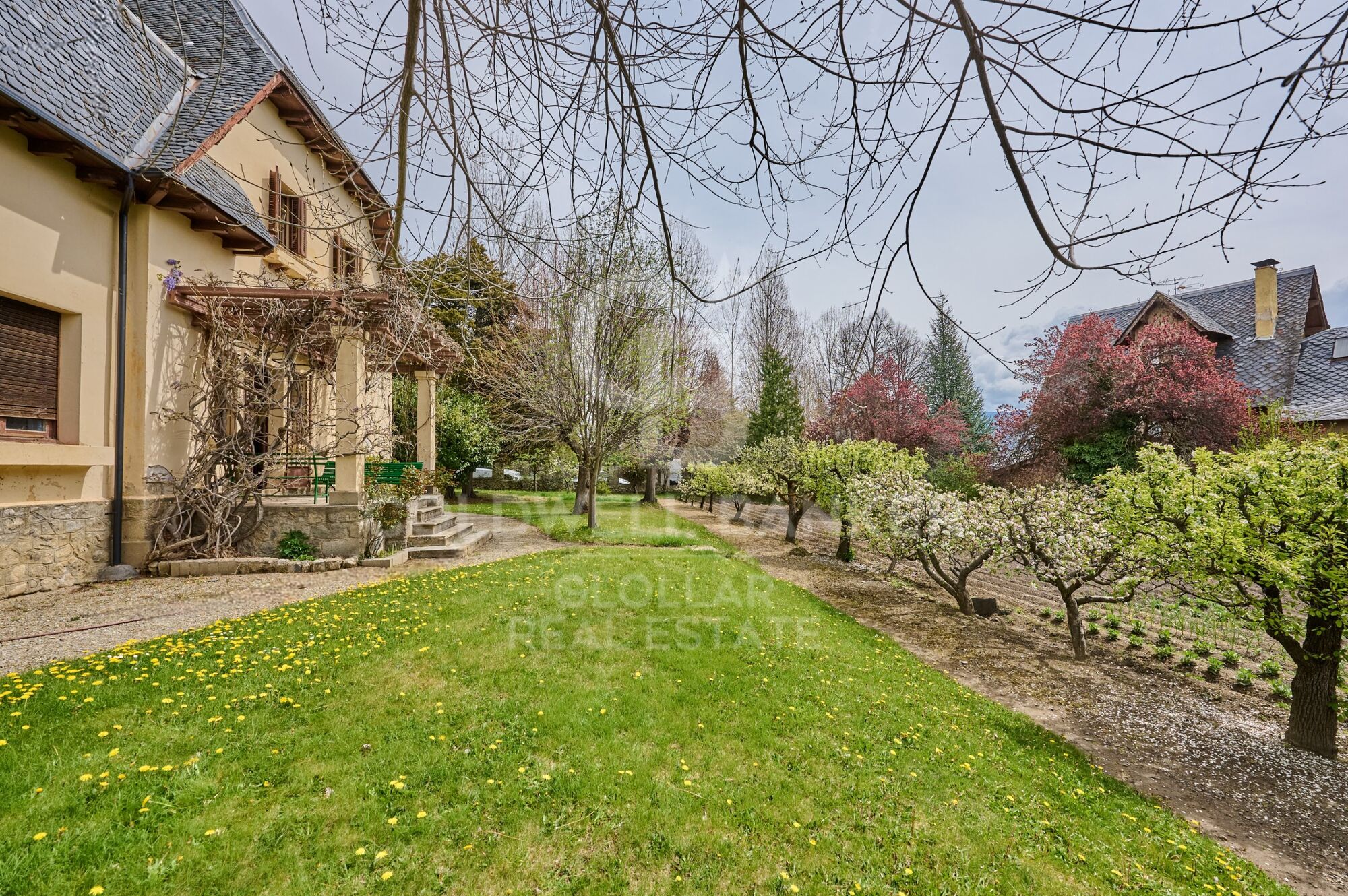 House 7 Bedrooms Sale Puigcerdà