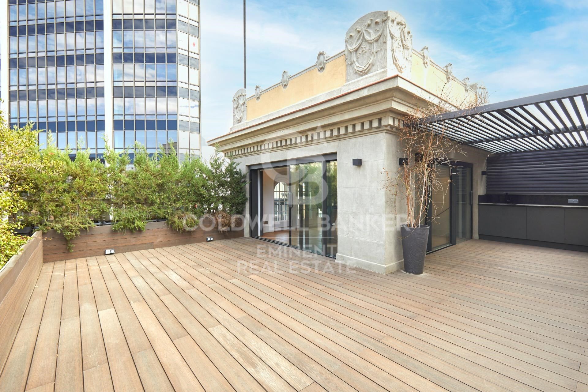 Penthouse de Rêve au Cur du Quadrat d'Or : Histoire et Luxe