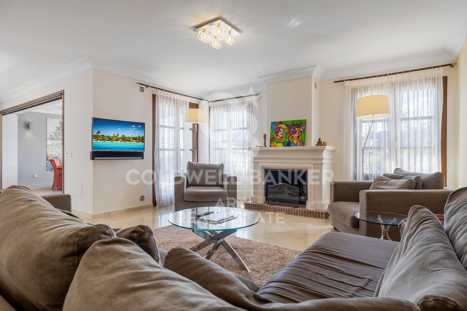 Elegant 5-Bedroom Townhouse with Private Pool in La Perla de la Heredia, Benahavís