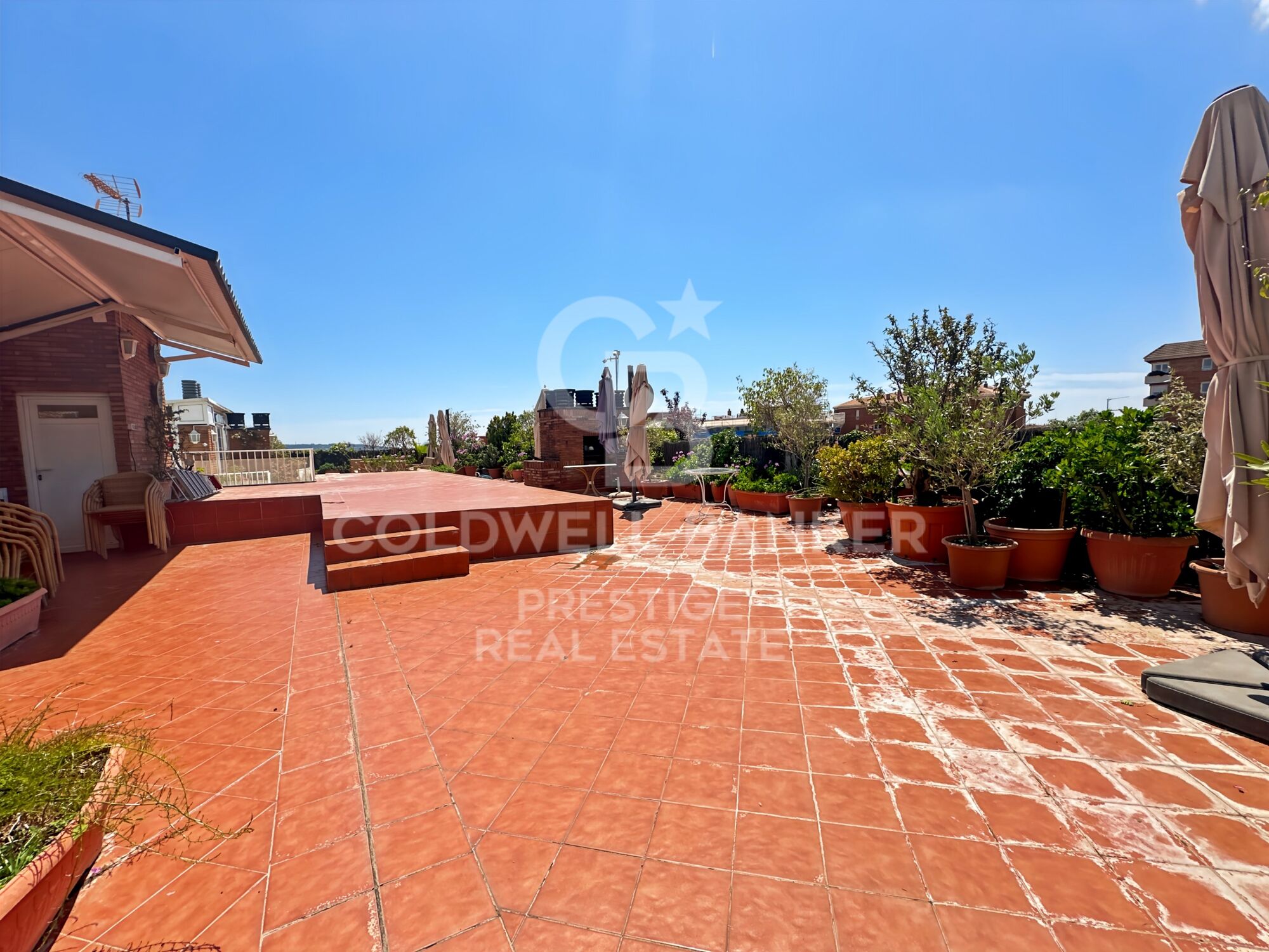 Duplex penthouse in Tres Torres. Spacious areas and panoramic views,Barcelona