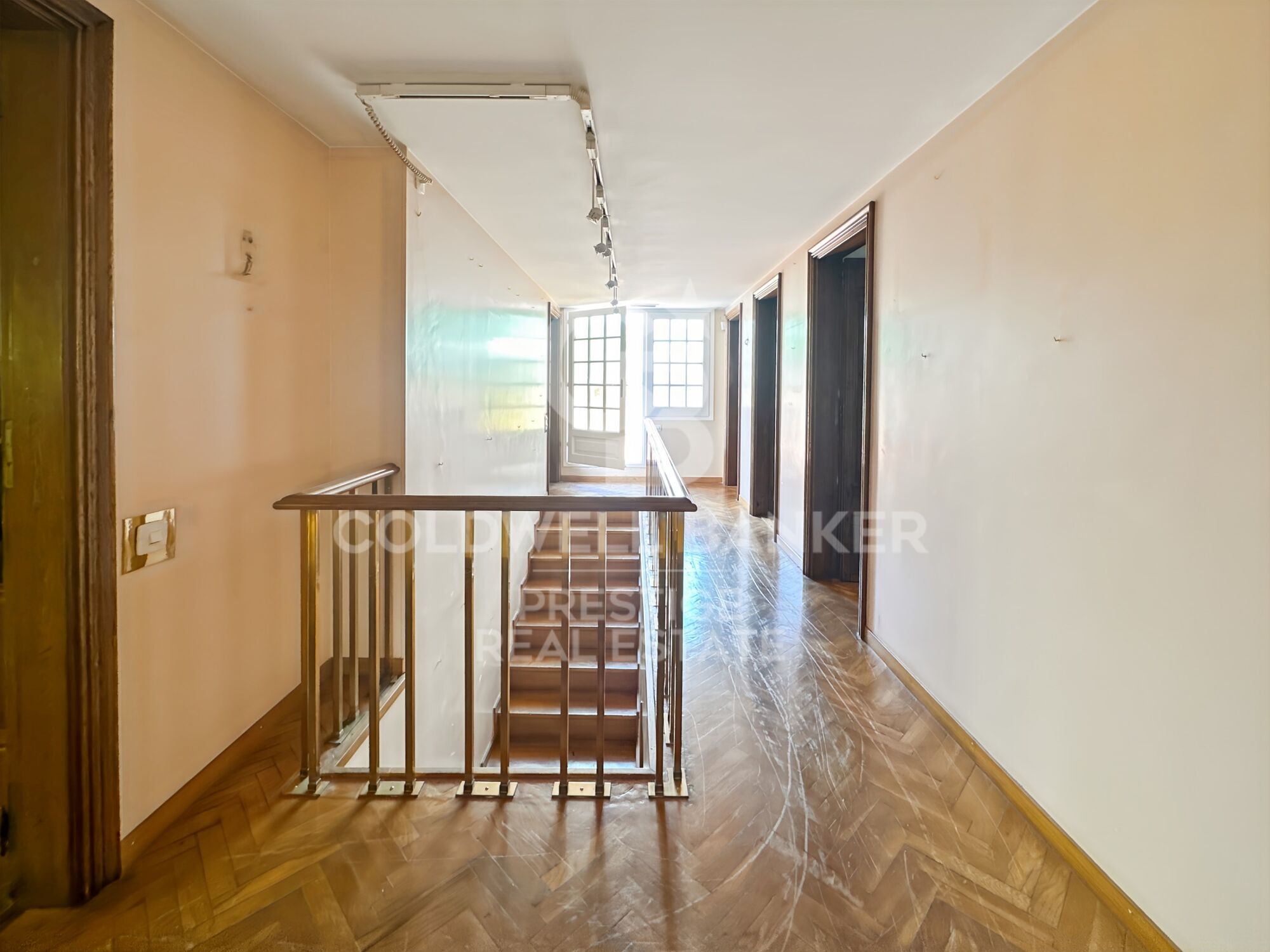 Ático dúplex en Tres Torres con amplios espacios y vistas panorámicas ,Barcelona