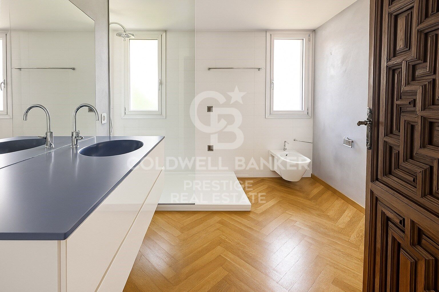 Duplex-Penthouse in Tres Torres. Großzügige Räume und Panoramablick,Barcelona