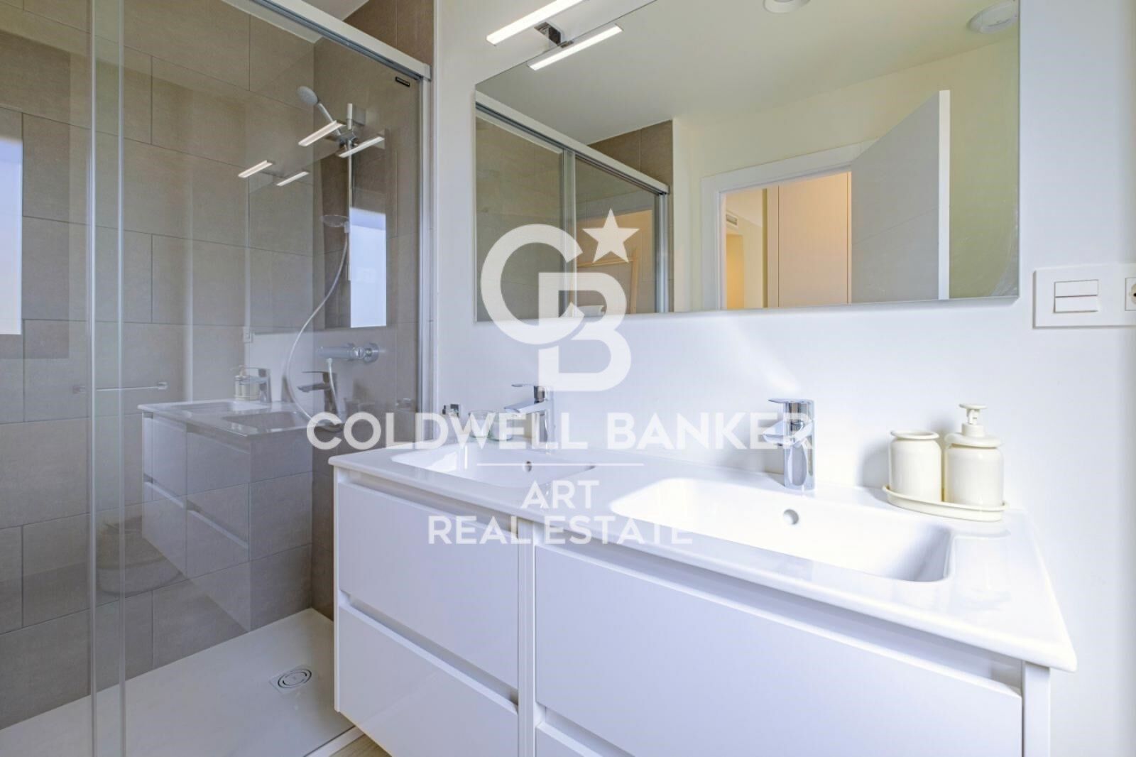 Apartamentos exclusivos con impresionantes vistas abiertas en Casares