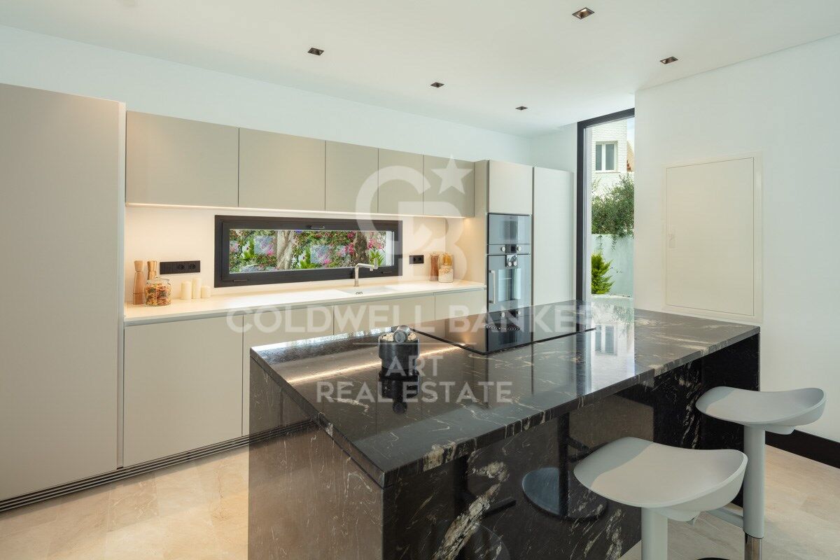 Stunning designer villa just steps from the beach on Marbella's Golden Mile