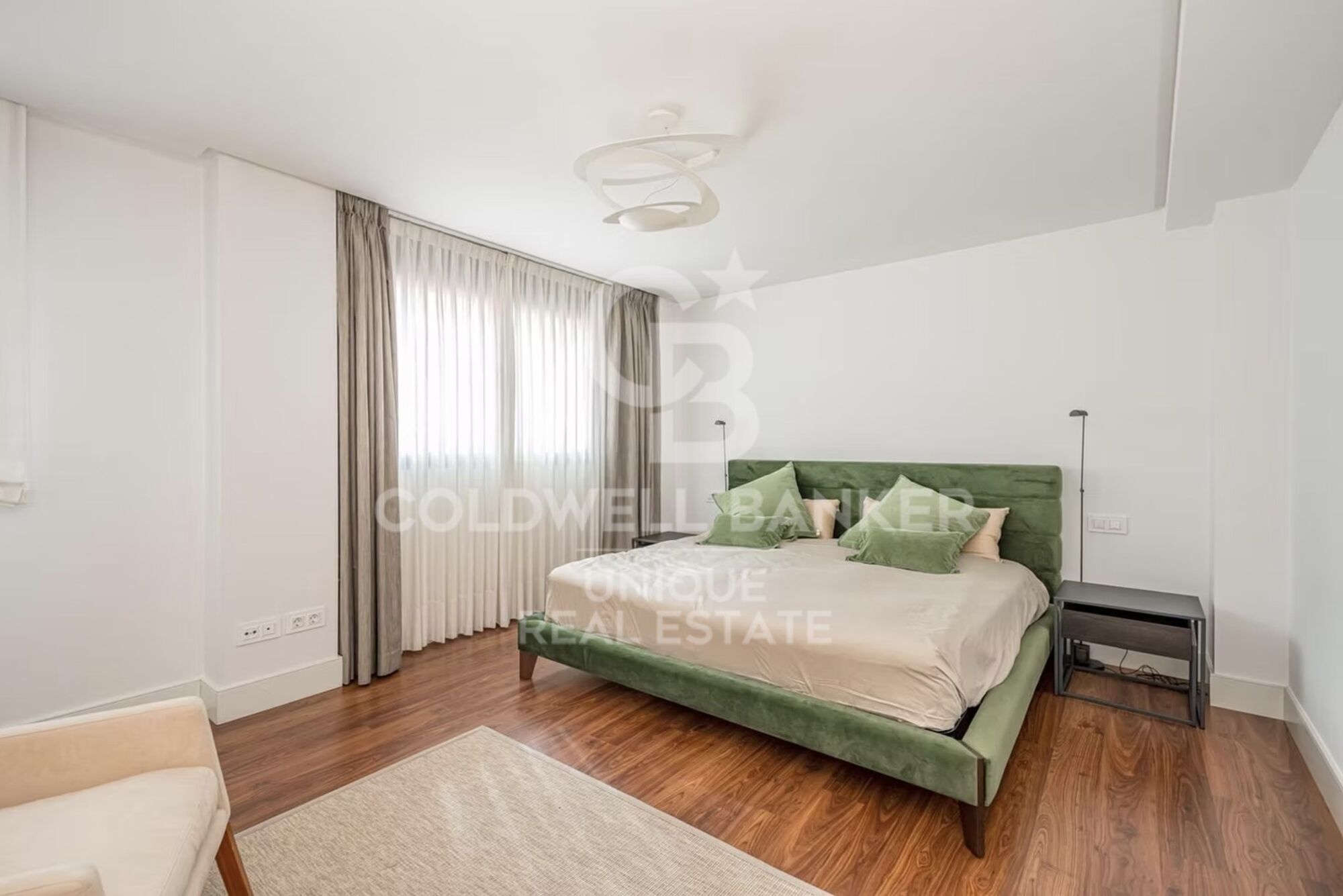 Penthouse an der Plaza de Olavide 4 schlafzimmer