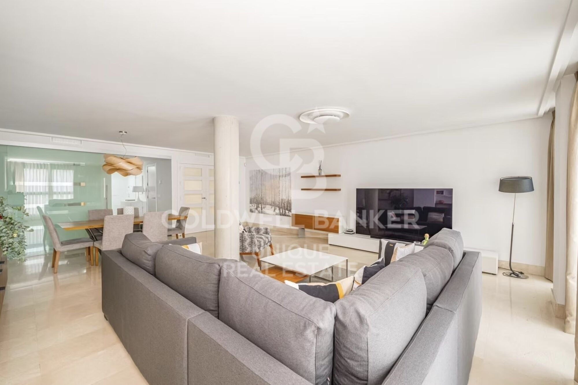 Penthouse dans Plaza de Olavide avec 4 chambres à coucher