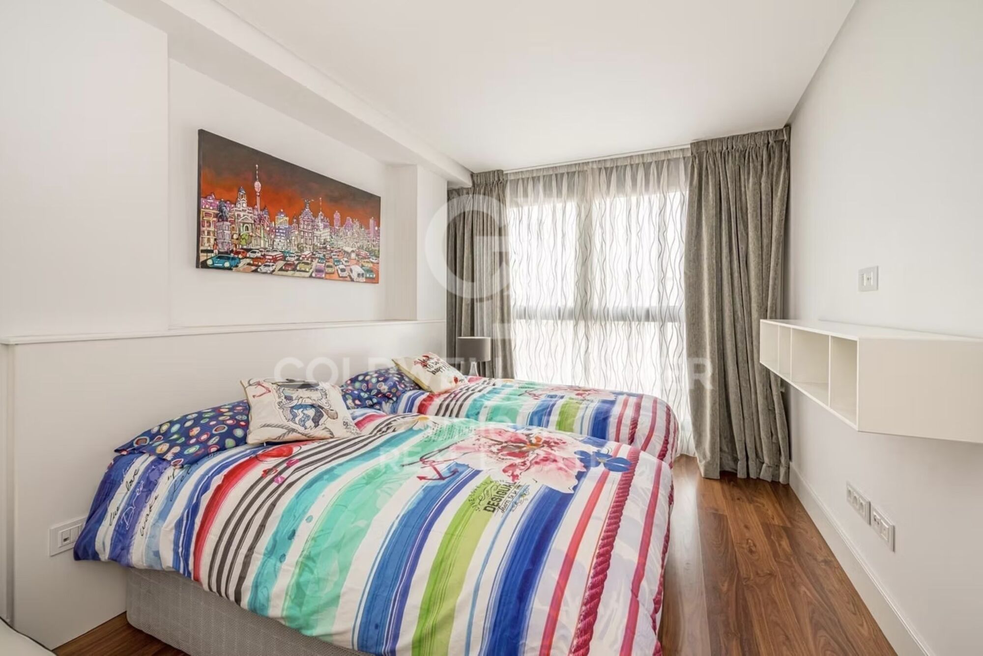 Penthouse dans Plaza de Olavide avec 4 chambres à coucher