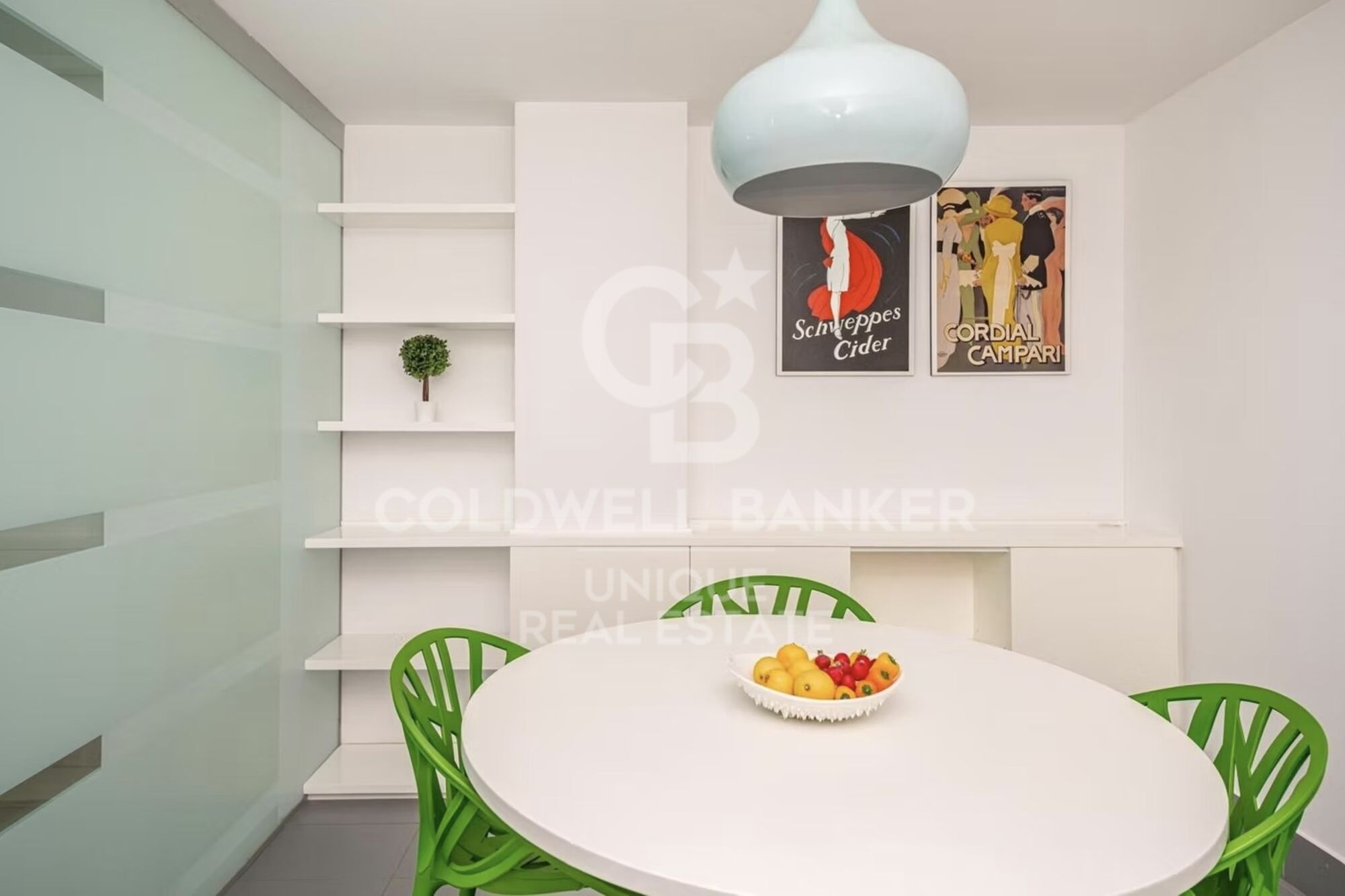 Penthouse dans Plaza de Olavide avec 4 chambres à coucher