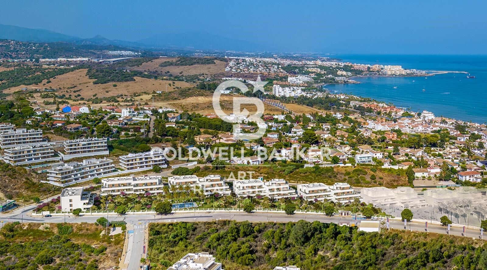 Spacious apartments with southwest orientation in Estepona