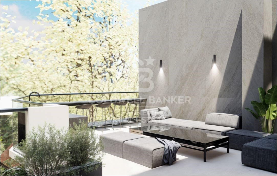 Magnífico sobreático dúplex para reformar a tu gusto, cerca Plaza Francesc Masià