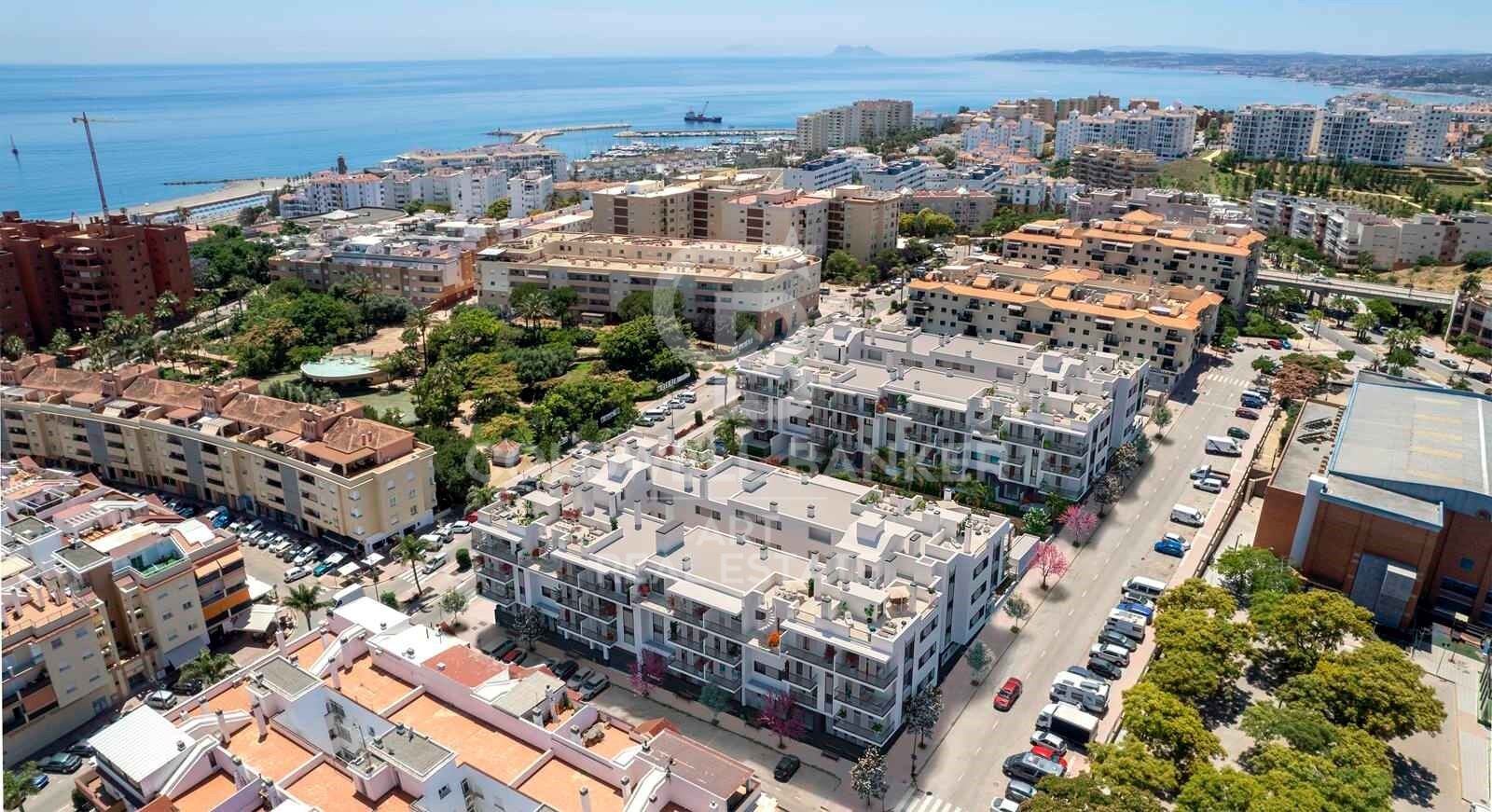 Espectacular apartamento de obra nueva en el centro de Estepona