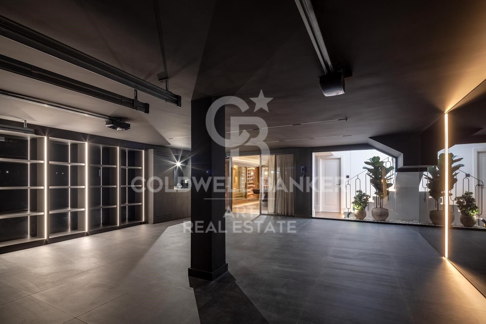 Elegant Mediterranean villa with panoramic views in Los Arqueros, Benahavís