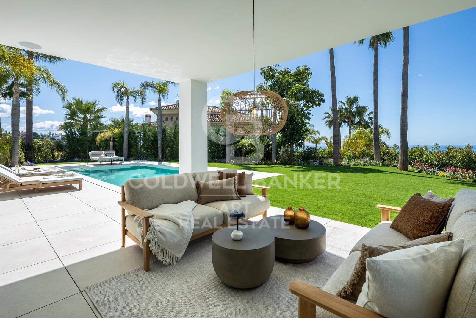 Villa mediterránea de lujo con vistas panorámicas en Los Arqueros, Benahavís