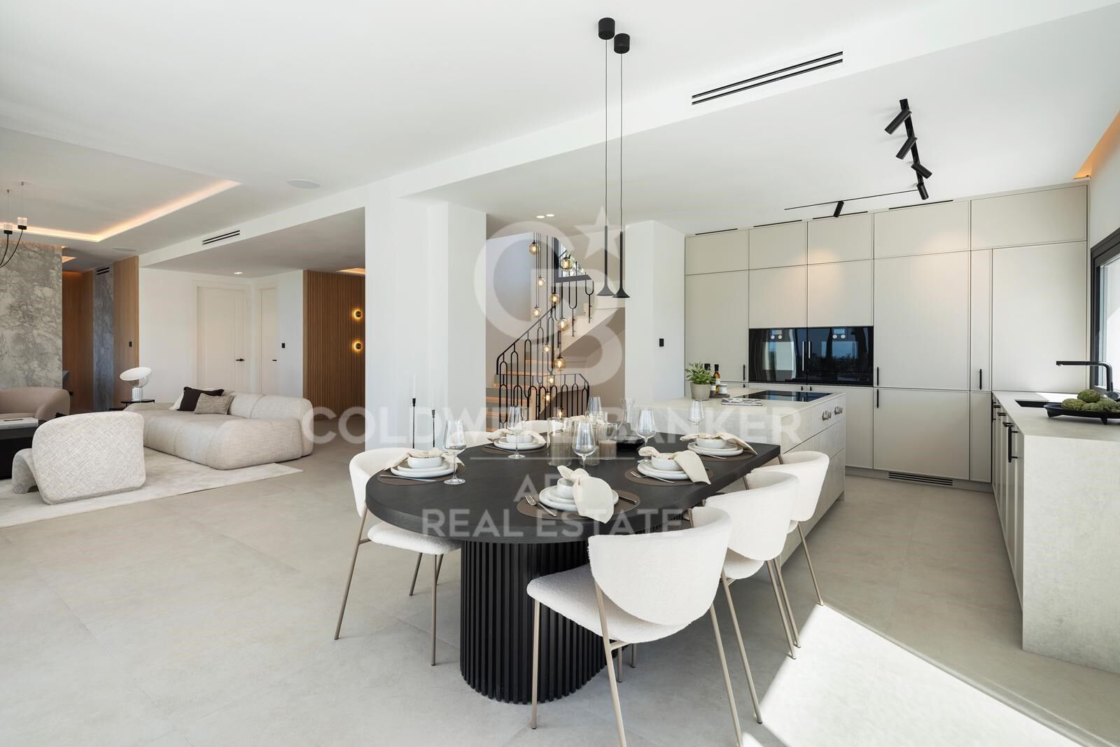 Luxuriöse mediterrane Villa mit Panoramablick in Los Arqueros, Benahavís