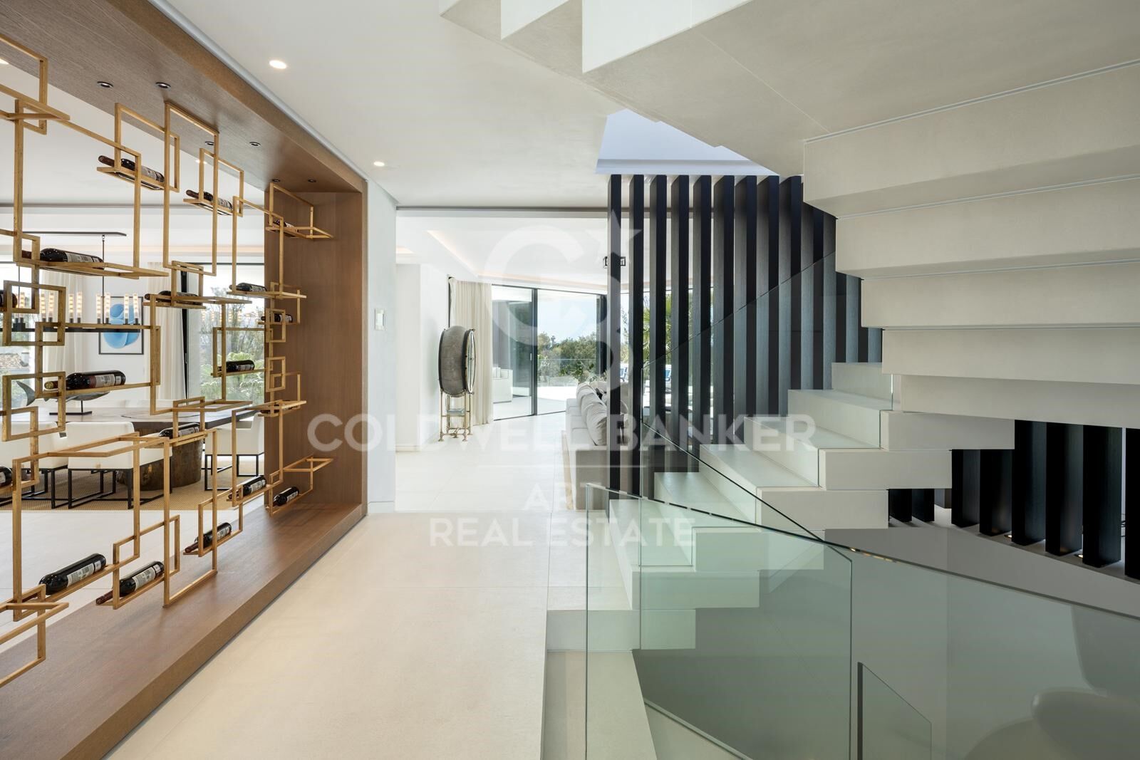 Moderne Luxusvilla mit Meerblick in La Quinta, Benahavís